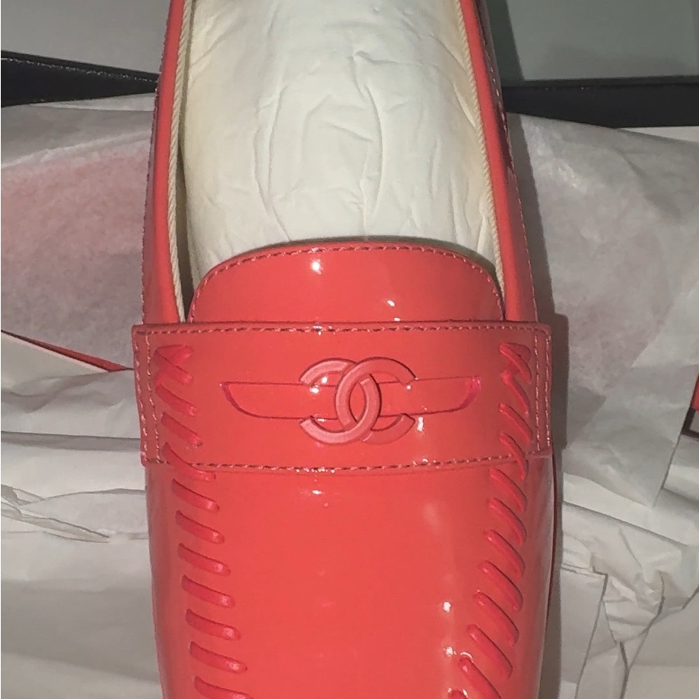 CHANEL Coral Patent Leather Loafers